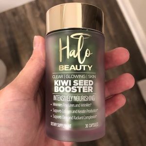NWT Halo Beauty Kiwi Seed Booster🥝